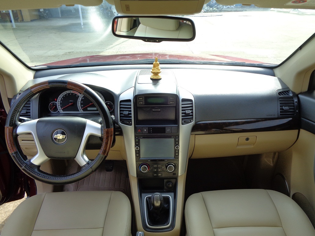 Mua ô tô 'nát', chủ xe ở Hà Nội bỏ thêm 200 triệu đại tu để đi khắp nơi