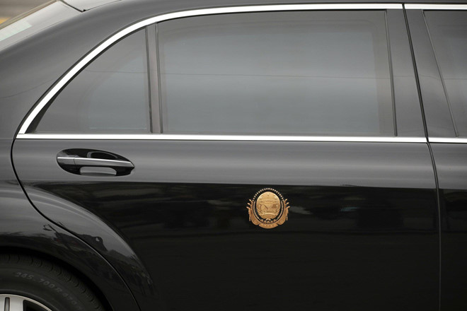 Bi an cach Trieu Tien sam sieu xe Maybach S600 cho ong Kim Jong Un hinh anh 2