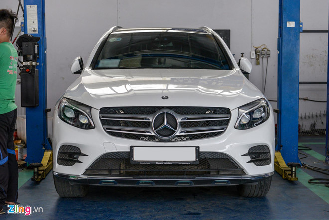 Xon xao Mercedes-Benz GLC 300 chay 1 nam, bao duong ton hon 80 trieu hinh anh 2