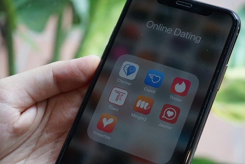 Thi truong trieu USD tu nhung cai luot, vuot tim nguoi yeu hinh anh 1