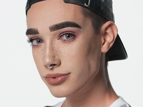 Influencer - Nghe kiem bon tien nho mang xa hoi danh cho the he Z hinh anh 1