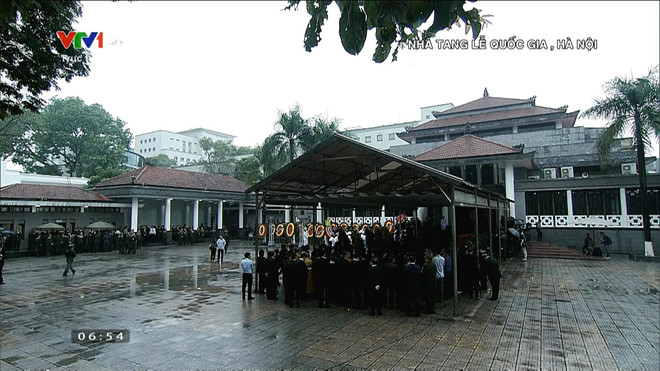 Le vieng nguyen Chu tich nuoc Le Duc Anh hinh anh 8