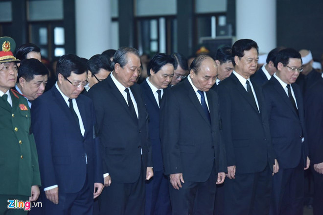 Le vieng nguyen Chu tich nuoc Le Duc Anh hinh anh 2