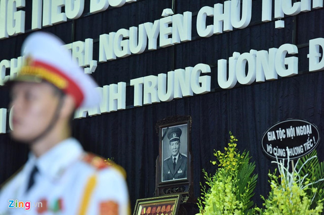 Le vieng nguyen Chu tich nuoc Le Duc Anh hinh anh 1