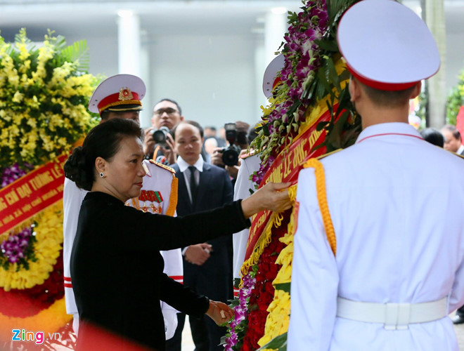 Le vieng nguyen Chu tich nuoc Le Duc Anh hinh anh 3