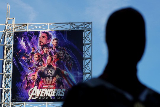 Nhiều chuyện dở khóc dở cười vì cơn sốt Avengers: Endgame - Ảnh 1.