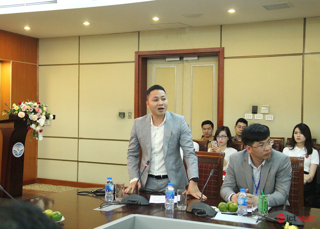 Tạo sức cạnh tranh cho doanh nghiệp công nghệ Việt vươn ra thế giới | Đưa Việt Nam trở thành nước có thu nhập cao vào năm 2045 | Trong cách mạng 4.0, doanh nghiệp Việt hoàn toàn có thể làm chủ cuộc chơi trên sân nhà