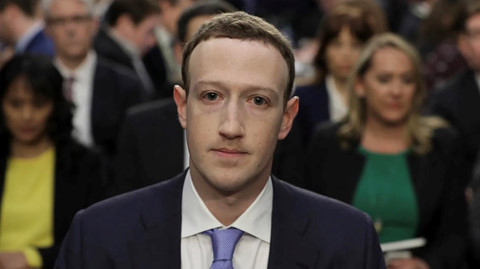 Mark Zuckerberg co the ‘phui tay’ truoc moi be boi cua Facebook? hinh anh 3 