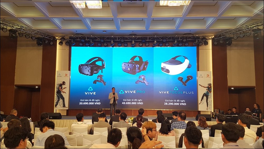 HTC tung loạt kính thực tế ảo tại Việt Nam dành cho cá nhân và doanh nghiệp