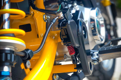 'Xe khi' Honda Monkey voi goi trang bi hang hieu gan 100 trieu hinh anh 8