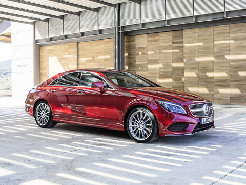 Dan sao Tottenham choi xe 'tiet kiem', Lucas Moura con dung xe TQ hinh anh 7