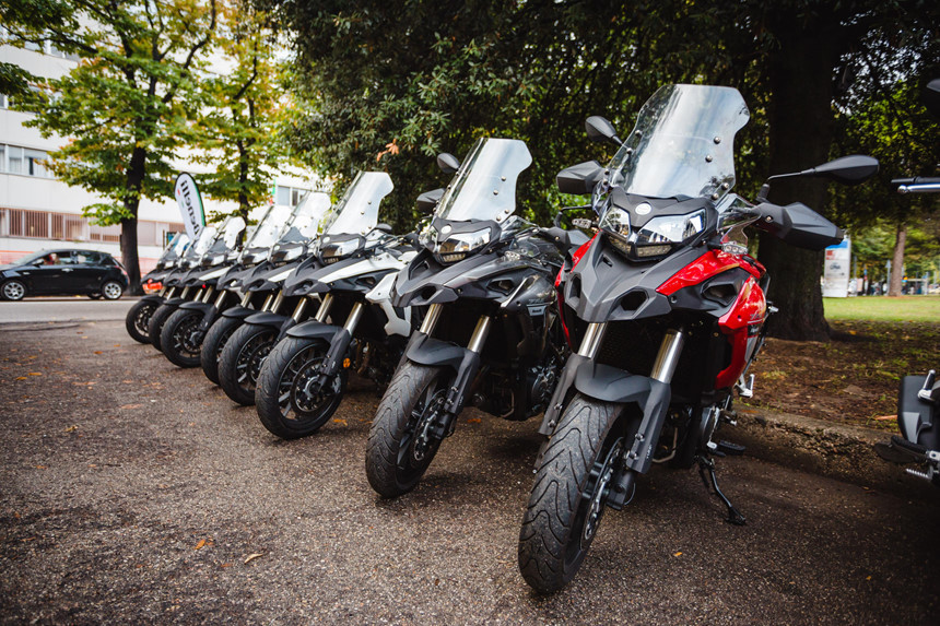 Tỷ phú Trung Quốc chi hàng chục tỷ USD thôn tính các hãng xe thế giới