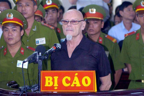 Nguoi Anh tuc gian vi toi pham au dam duoc phep den VN choi nhac hinh anh 4