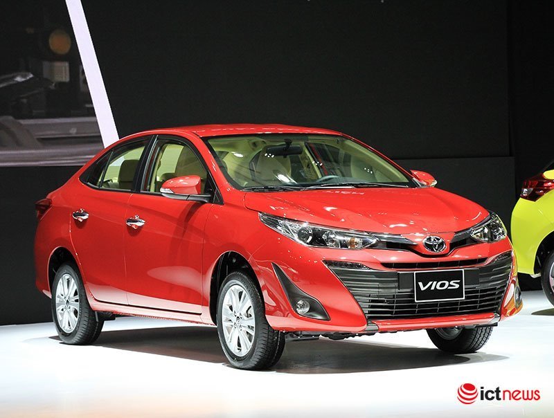 Toyota Vios duy trì sức hút nhờ giảm giá, Innova, Altis và Fortuner đang 