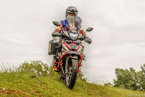 Honda Winner do phong cach 'di phuot' cua thay giao cuc chat hinh anh 11