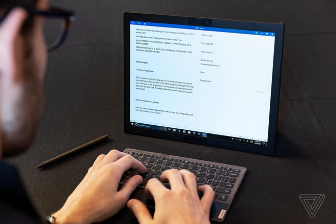 Day la chiec laptop man hinh gap dau tien tren the gioi hinh anh 7