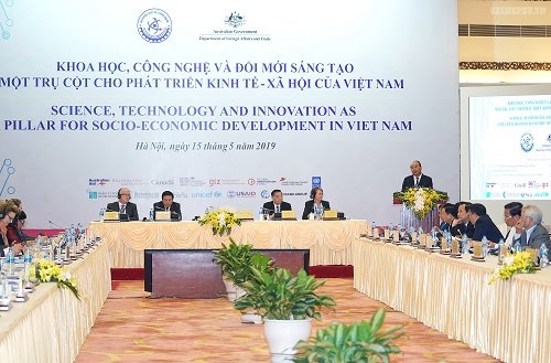 Thủ tướng: Đầu tư cho khoa học công nghệ tránh làm theo phong trào, gây lãng phí