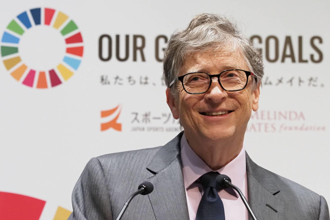 Trong 100 phut, Bill Gates kiem tien bang nguoi khac cat luc ca doi hinh anh 1