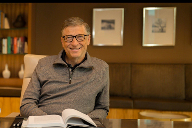 Trong 100 phut, Bill Gates kiem tien bang nguoi khac cat luc ca doi hinh anh 6 