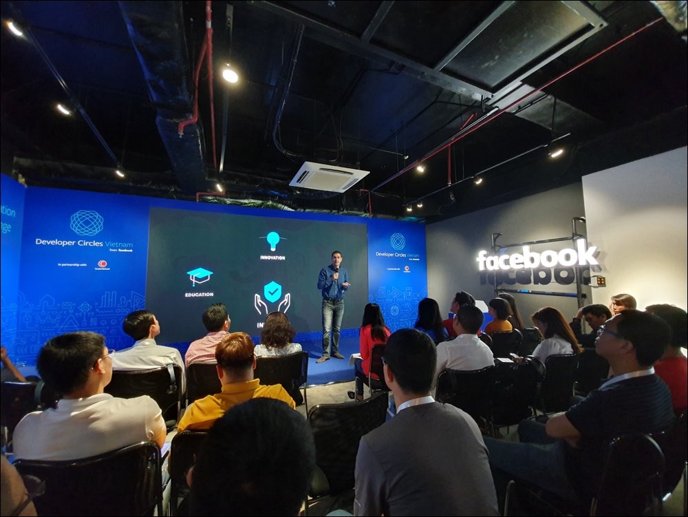 Facebook triển khai chương trình đào tạo khoảng 800 lập trình viên tại Việt Nam