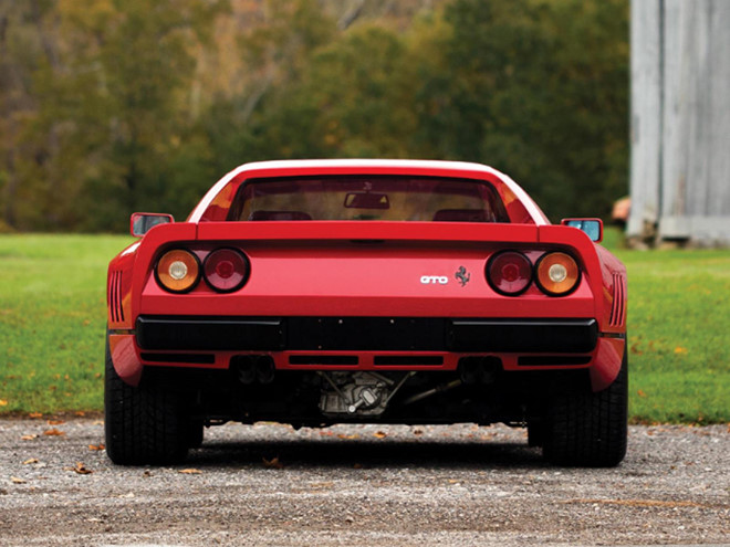 Vo hoi mua, lai thu roi trom luon sieu xe Ferrari trieu do hinh anh 4