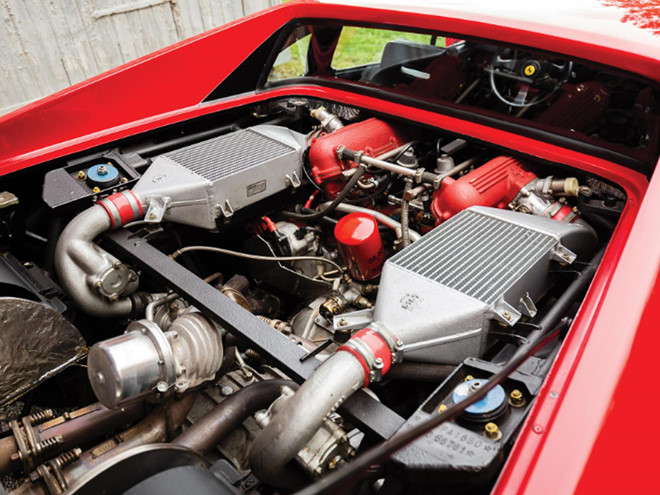 Vo hoi mua, lai thu roi trom luon sieu xe Ferrari trieu do hinh anh 5