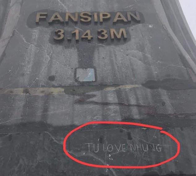 Nhung hinh anh di tich, khu du lich bi ve bay xau xi hinh anh 4