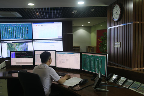 Ben trong can phong duoc bao mat nghiem ngat nhat cua EVN hinh anh 11