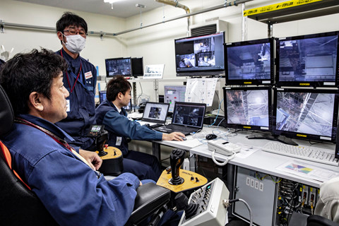 Noi nguy hiem, chet choc nhat the gioi: Robot, hat nhan va do nat hinh anh 5