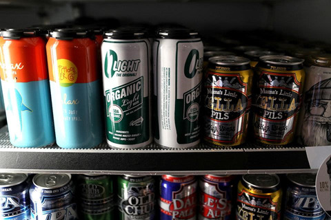 Tuyet doi khong de nhung thu nay trong oto duoi troi nang nong hinh anh 6