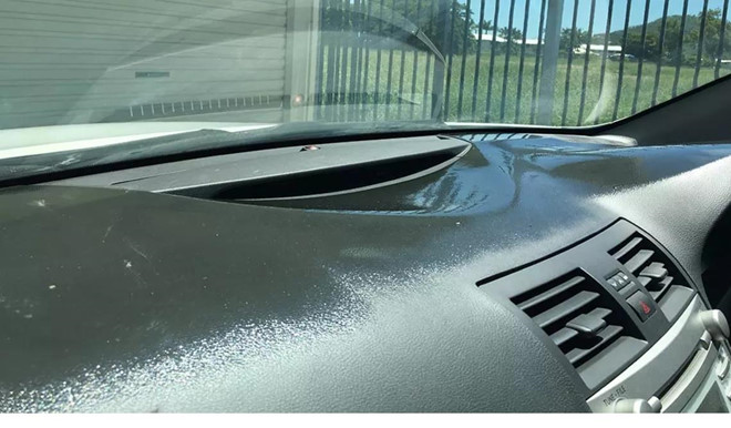 Troi nang nong toi muc tan chay, bien dang ca oto hinh anh 6