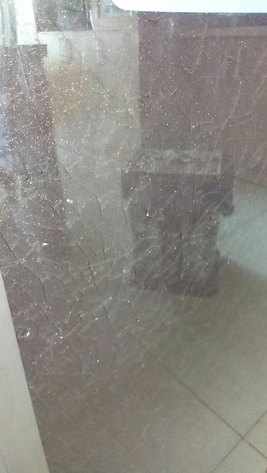 Tủ lạnh HITACHI bỗng dưng phát tiếng nổ, người tiêu dùng hoang mang