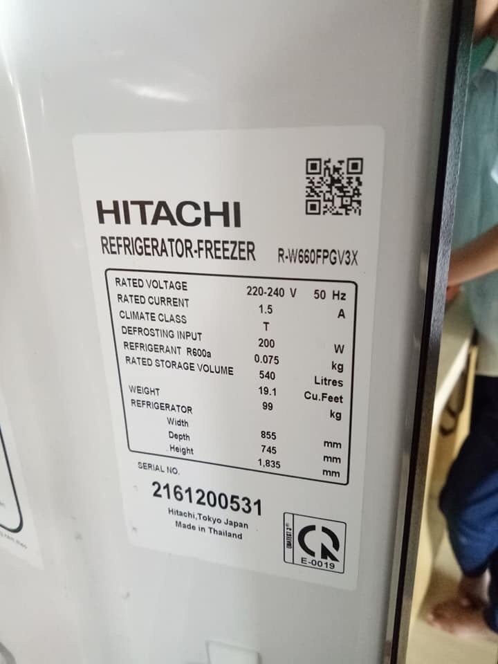 Tủ lạnh HITACHI bỗng dưng phát tiếng nổ, người tiêu dùng hoang mang