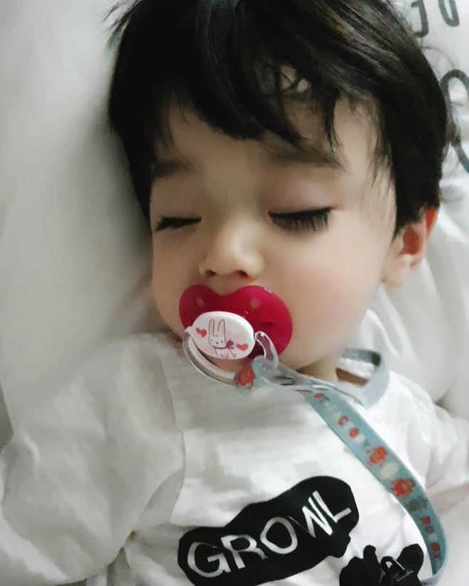 Be trai Han Quoc dang yeu, tro thanh ngoi sao quang cao tren mang hinh anh 13