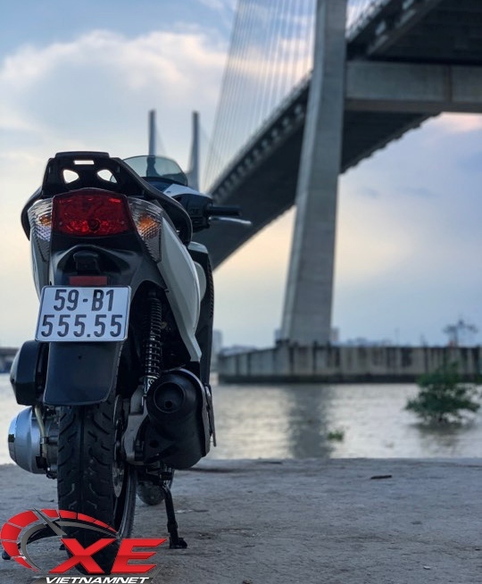 Bộ ba Honda SH biển lục quý 5 giá 2 tỷ của dân chơi Sài Gòn