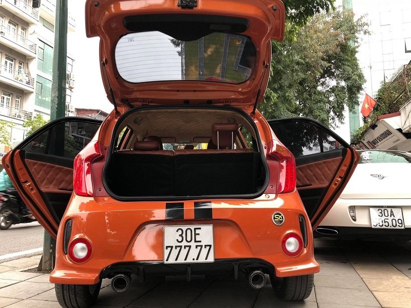 Đại gia Hà Nội chi hơn 2 tỷ mua Kia Morning biển ngũ quý 9