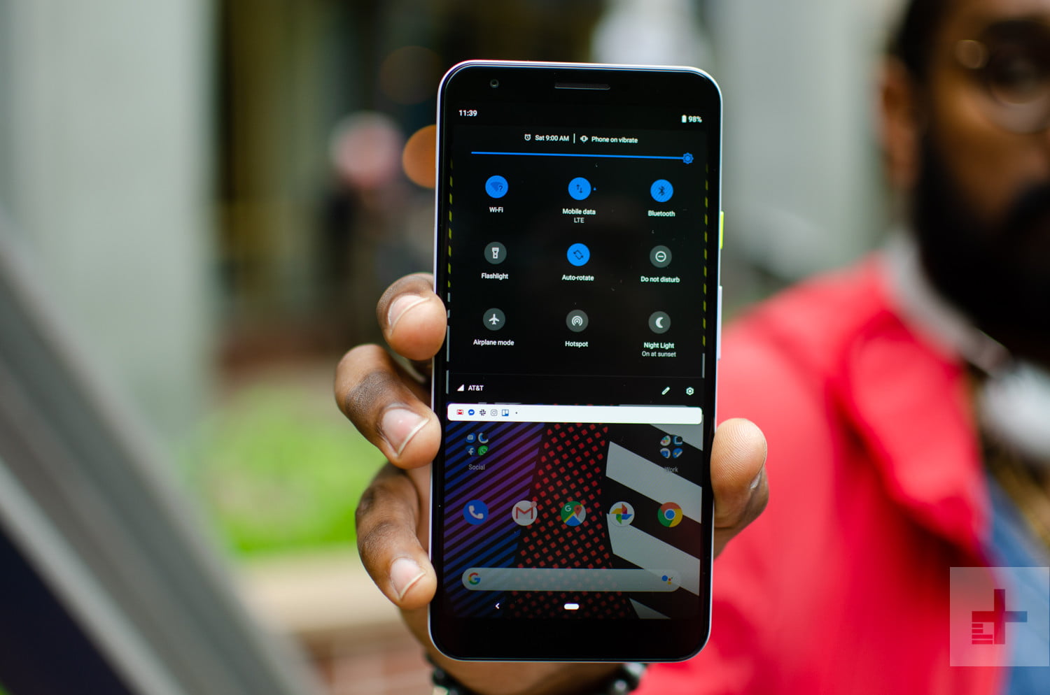 Android gốc đang ngày càng rộng rãi, liệu Android tùy biến từ các nhà sản xuất có biến mất?