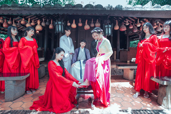 Tap the lop chi gan 20 trieu cho bo anh ky yeu cover MV 'Anh oi o lai' hinh anh 12