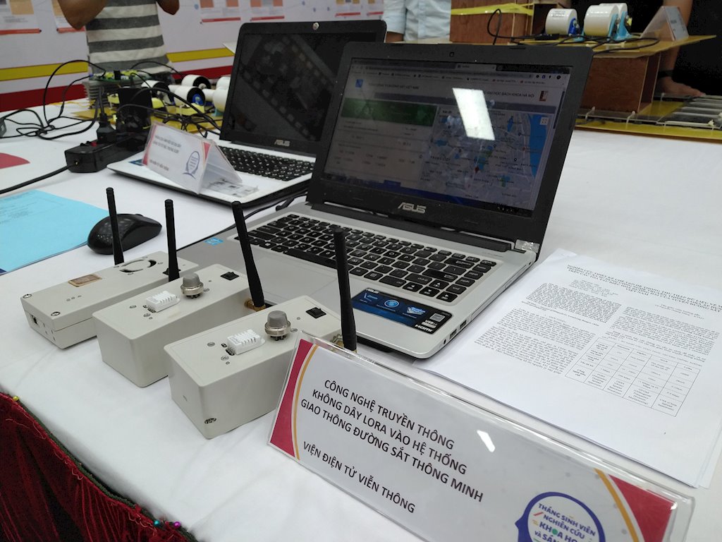 Sinh viên Bách khoa Hà Nội