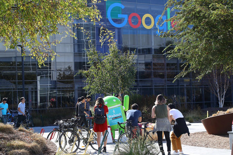 Goc toi lam viec o Google - bi quay roi, loi dung, dai ngo kem hinh anh 3