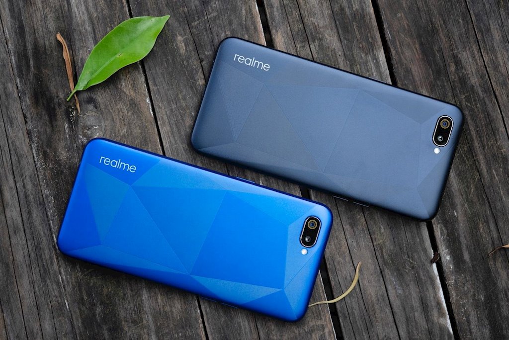 Realme C2 chính thức mở bán, giá 2,79 triệu đồng