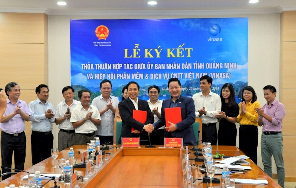 VINASA “bắt tay” UBND tỉnh Quảng Ninh thúc đẩy phát triển kinh tế xã hội | VINASA bắt tay UBND Quảng Ninh xây dựng hệ sinh thái khởi nghiệp đổi mới sáng tạo của tỉnh