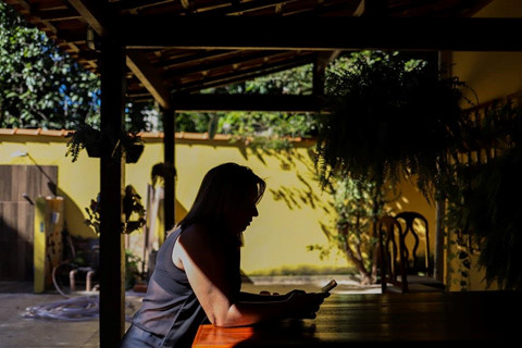 YouTube tro thanh diem tu hop cua nhung ke au dam hinh anh 1