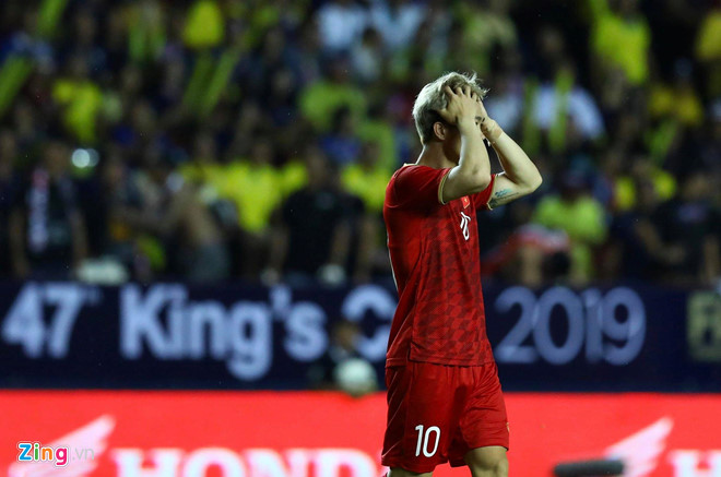 Tuyen Viet Nam danh bai Thai Lan bang ban thang o phut bu gio hinh anh 32