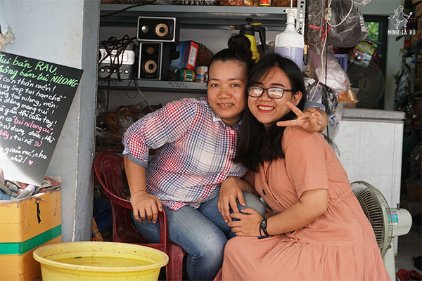 Cô bán rau “chảnh” nhất Sài Gòn, khiến cộng đồng mạng nổi sóng