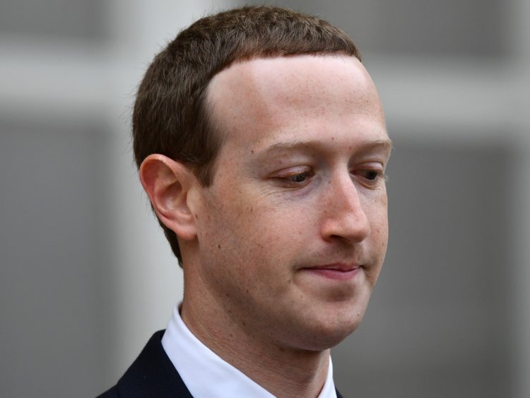 Facebook bị kết tội “vô lý”, “độc tài” khi khoá hàng loạt fanpage tại Việt Nam