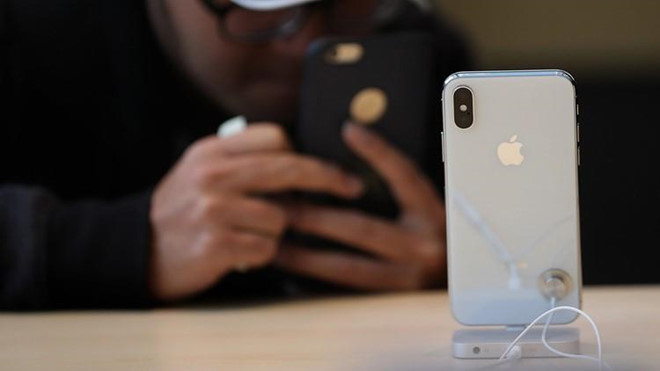 Nhom toi pham lua dao chiem doat so iPhone tri gia 19 trieu USD hinh anh 1