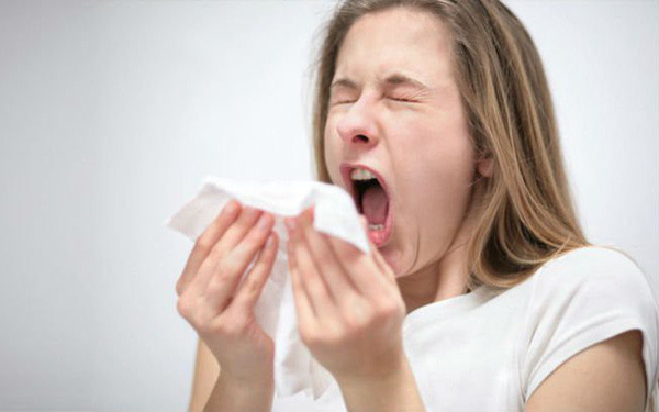 Làm giàu online với nữ sinh 