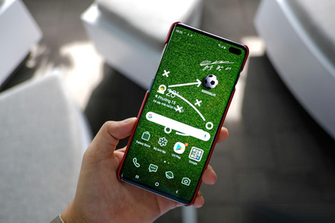 Chi tiet Galaxy S10+ phien ban Park Hang-seo cho fan bong da Viet Nam hinh anh 6