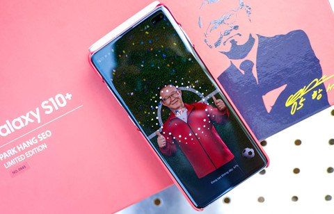 Chi tiet Galaxy S10+ phien ban Park Hang-seo cho fan bong da Viet Nam hinh anh 12